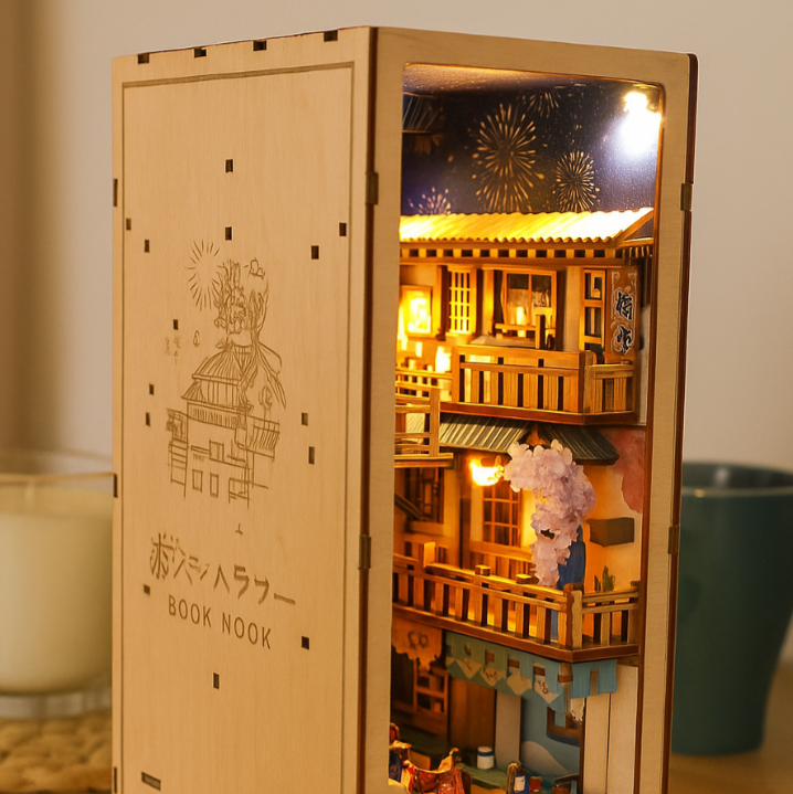 Moss & Maple - Book Nook Kit